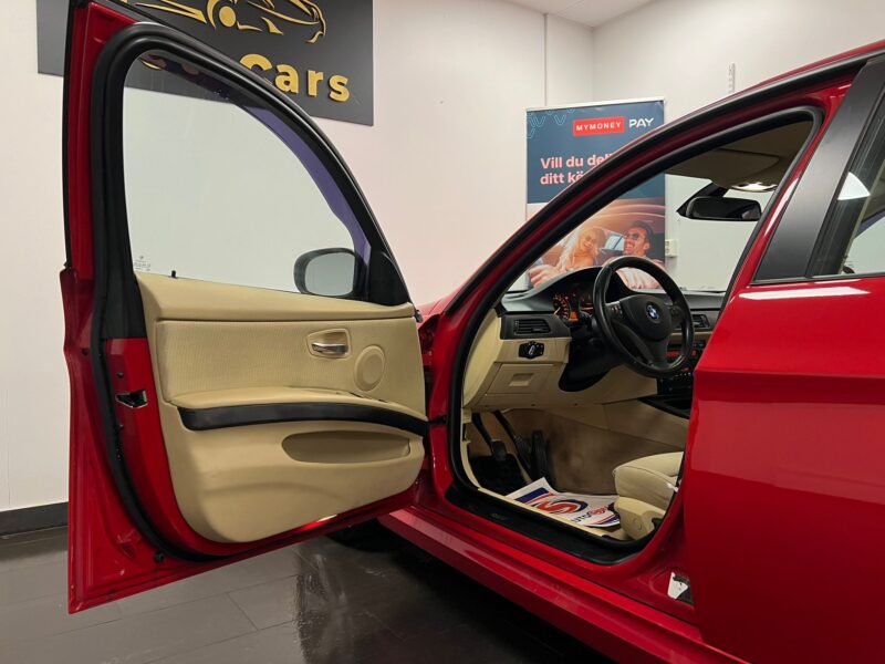 BMW 320 d Sedan Comfort, Dynamic 177hk|Nyservad|M-fälgar