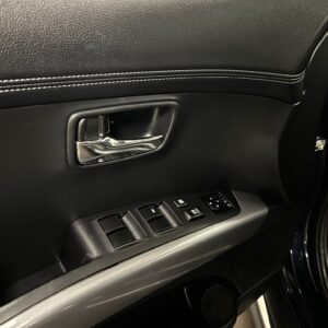 Mitsubishi Outlander 7-Sits 2.4 170hk AWD Business|Drag|Skinn|Nyserv|P-senso