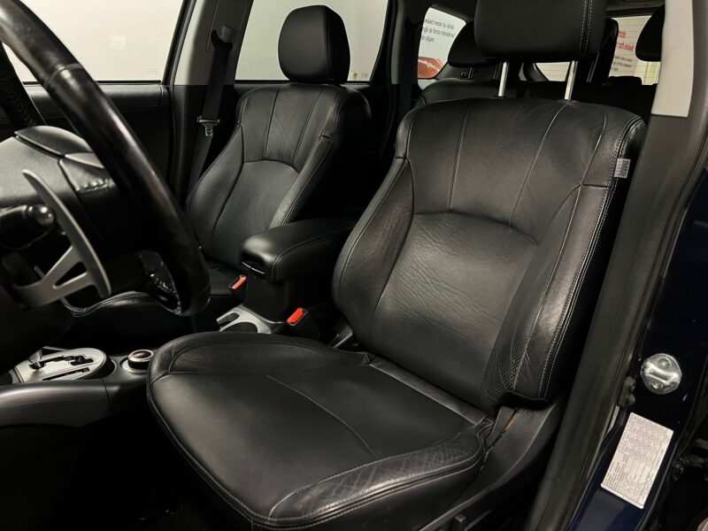 Mitsubishi Outlander 7-Sits 2.4 170hk AWD Business|Drag|Skinn|Nyserv|P-senso