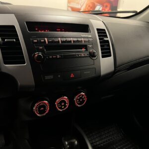 Mitsubishi Outlander 7-Sits 2.4 170hk AWD Business|Drag|Skinn|Nyserv|P-senso