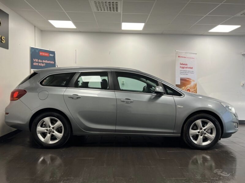 Opel Astra Sports Tourer 2.0 CDTI 165hk|Nyser|K-rem bytt