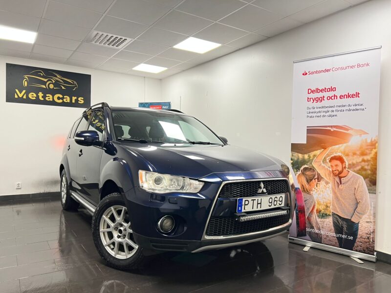 Mitsubishi Outlander 7-Sits 2.4 170hk AWD Business|Drag|Skinn|Nyserv|P-senso