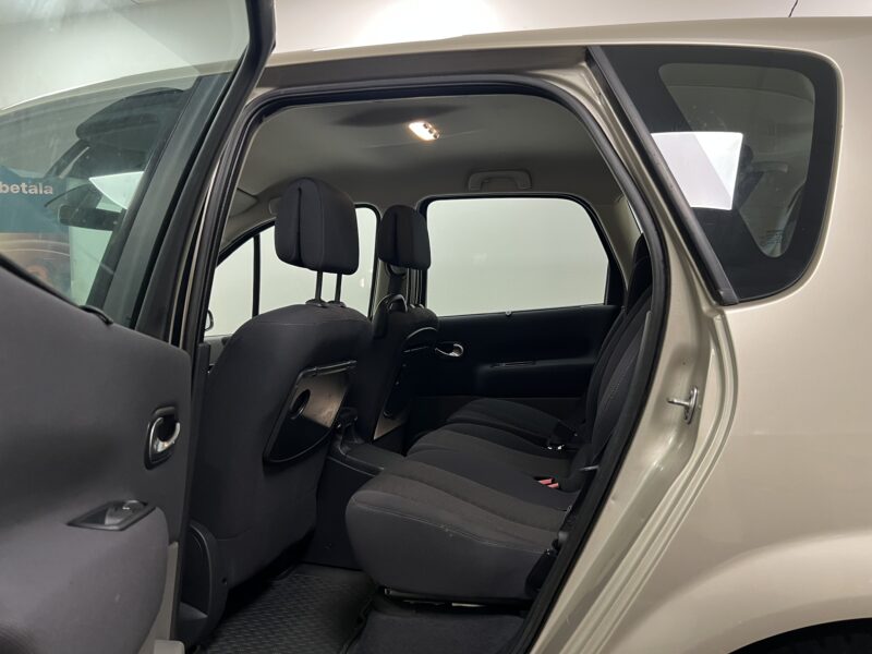 Renault Scénic 2.0 135hk Fullservad |Nyservad|Kamrem-bytt