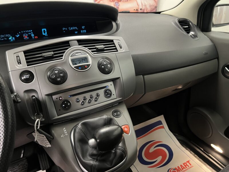Renault Scénic 2.0 135hk Fullservad |Nyservad|Kamrem-bytt