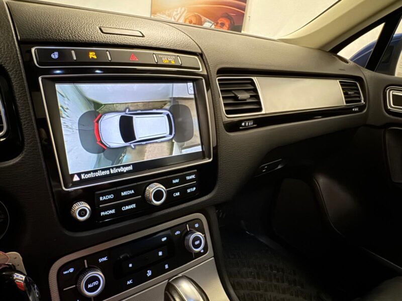 Volkswagen Touareg 3.0 V6 TDI DPF BMT 4Motion|360°Kamer|Pano|Värmar|1Ägare