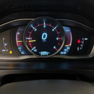 Volvo V60 Cross Country D4 AWD Geartronic Momentum|Navi|Värmare|Drag|Rattvärme