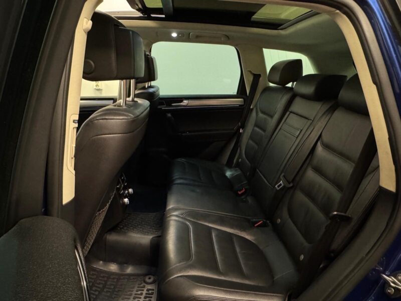 Volkswagen Touareg 3.0 V6 TDI DPF BMT 4Motion|360°Kamer|Pano|Värmar|1Ägare
