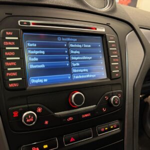 Ford Mondeo Kombi EST Business|D-Värmare|Keyless|Nybes|Nyserv|Drag