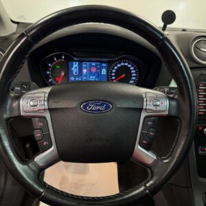 Ford Mondeo Kombi EST Business|D-Värmare|Keyless|Nybes|Nyserv|Drag