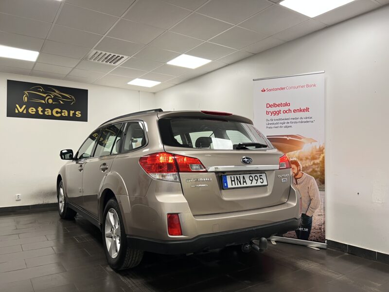 Subaru Outback 2.0 4WD Business|Dragkrok|Navi|Taklucka|Nyserva|Värmare