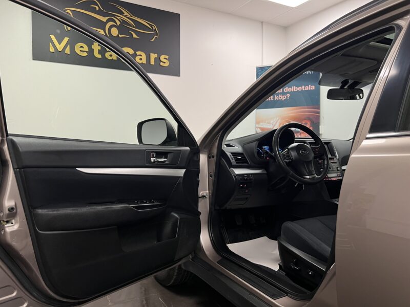 Subaru Outback 2.0 4WD Business|Dragkrok|Navi|Taklucka|Nyserva|Värmare