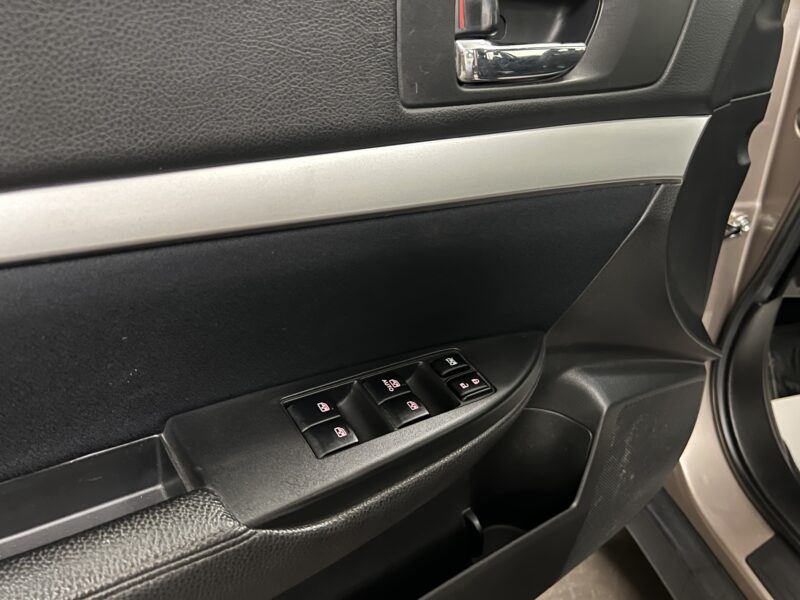 Subaru Outback 2.0 4WD Business|Dragkrok|Navi|Taklucka|Nyserva|Värmare