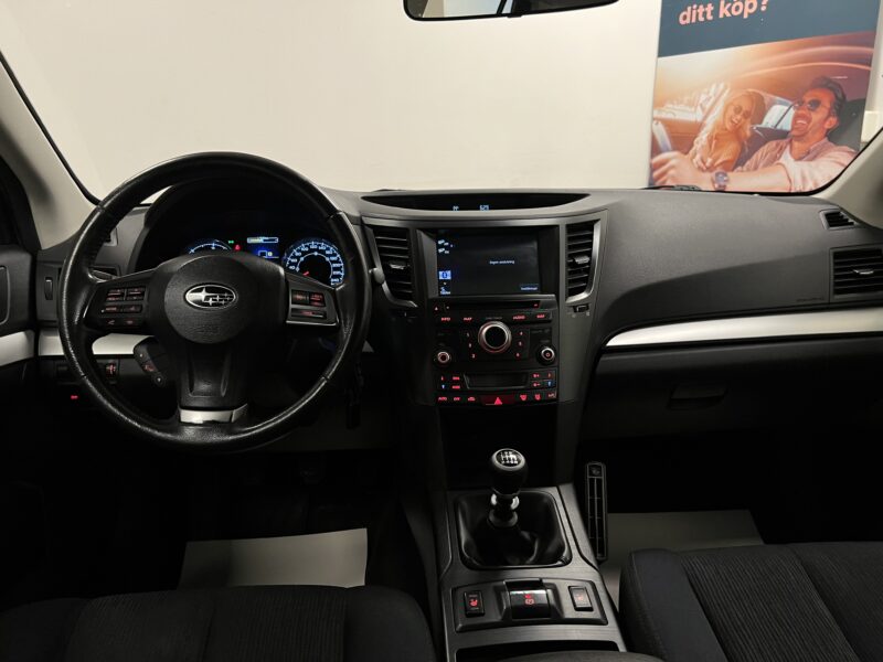 Subaru Outback 2.0 4WD Business|Dragkrok|Navi|Taklucka|Nyserva|Värmare