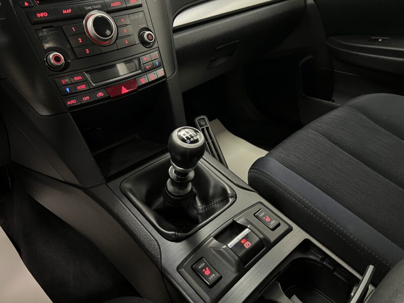 Subaru Outback 2.0 4WD Business|Dragkrok|Navi|Taklucka|Nyserva|Värmare