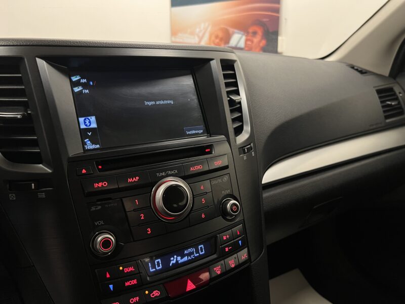 Subaru Outback 2.0 4WD Business|Dragkrok|Navi|Taklucka|Nyserva|Värmare