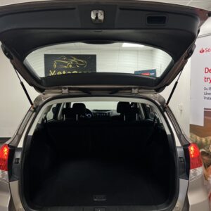 Subaru Outback 2.0 4WD Business|Dragkrok|Navi|Taklucka|Nyserva|Värmare