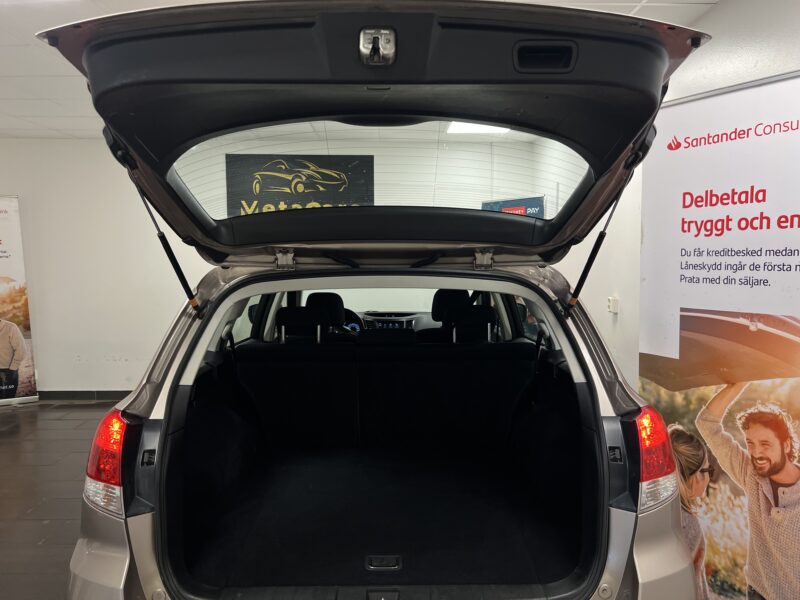 Subaru Outback 2.0 4WD Business|Dragkrok|Navi|Taklucka|Nyserva|Värmare