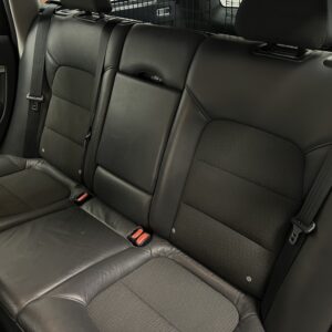 Volvo V70 D2 Momentum|D-Värmare|Dragkrok|Fullservad|Halvskinn|