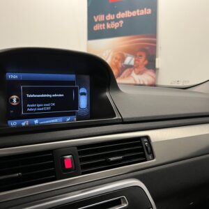Volvo V70 D2 Momentum|D-Värmare|Dragkrok|Fullservad|Halvskinn|