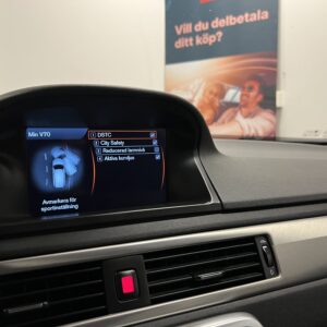 Volvo V70 D2 Momentum|D-Värmare|Dragkrok|Fullservad|Halvskinn|