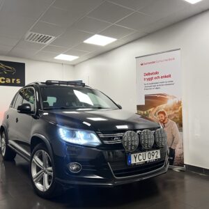 Volkswagen Tiguan 2.0 TDI 4M R-Line|D-Värmare|Pano|Drag|B-Kamera|Nyservad