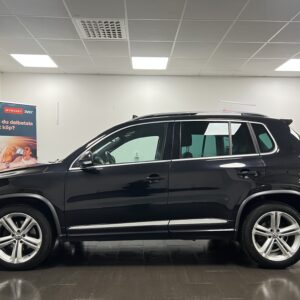 Volkswagen Tiguan 2.0 TDI 4M R-Line|D-Värmare|Pano|Drag|B-Kamera|Nyservad