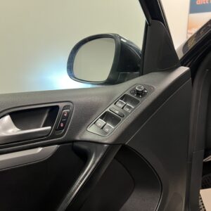Volkswagen Tiguan 2.0 TDI 4M R-Line|D-Värmare|Pano|Drag|B-Kamera|Nyservad
