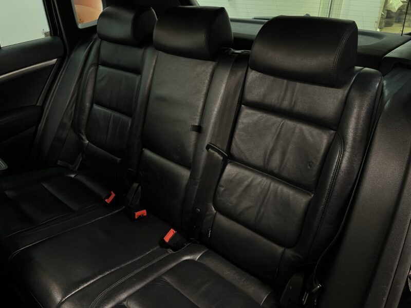 Volkswagen Tiguan 2.0 TDI 4M R-Line|D-Värmare|Pano|Drag|B-Kamera|Nyservad