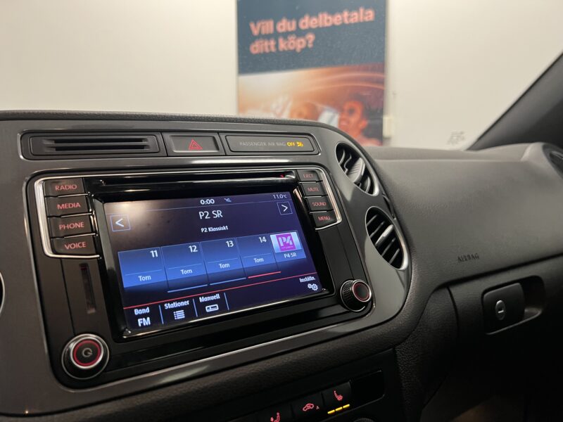 Volkswagen Tiguan 2.0 TDI 4M R-Line|D-Värmare|Pano|Drag|B-Kamera|Nyservad