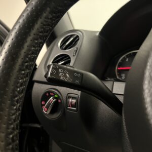 Volkswagen Tiguan 2.0 TDI 4M R-Line|D-Värmare|Pano|Drag|B-Kamera|Nyservad