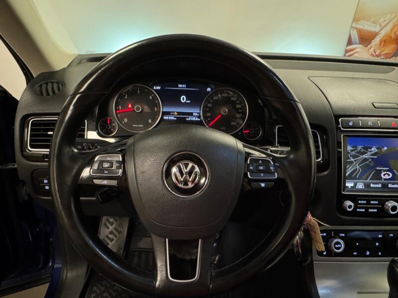 Volkswagen Touareg 3.0 V6 TDI DPF BMT 4Motion|360°Kamer|Pano|Värmar|1Ägare