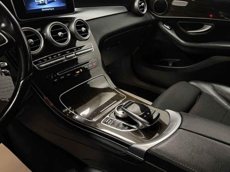Mercedes-Benz GLC 220 d 4MATIC 9G-Tronic 170hk|Drag|Kamera|2Ägar|1årGaran