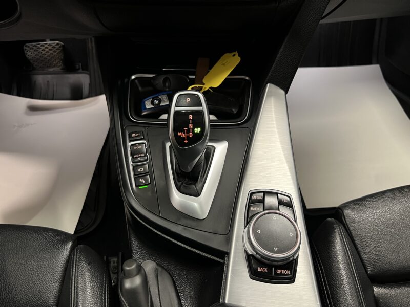 BMW 428I xDrive Gran Coupé M Sport 245h|HuD|H/K|360®|Drag|SeSpec (kopia)