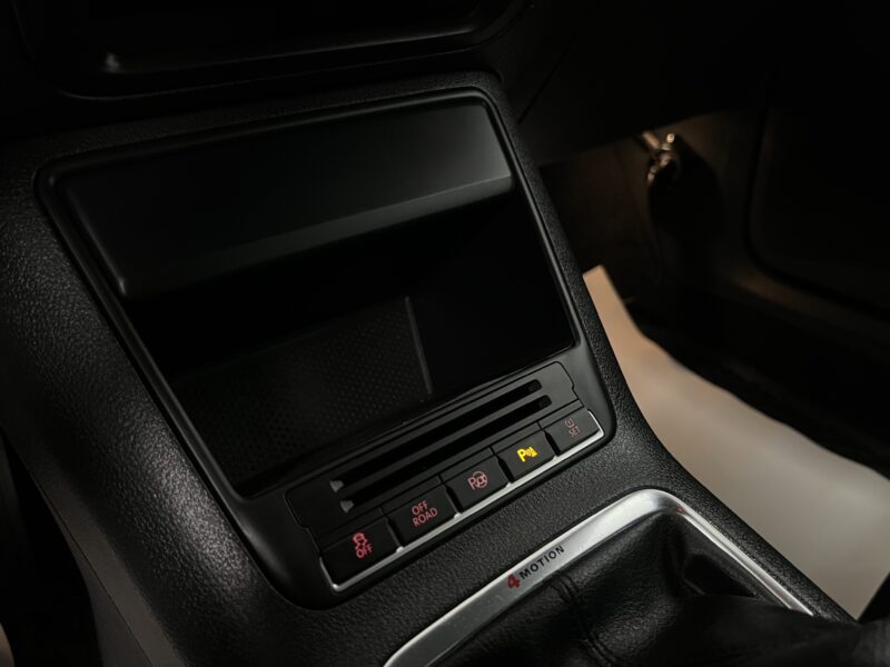 Volkswagen Tiguan 1.4 TSI 4Motion Sport 150hk|Nyserv|Parkeringasist|Drag