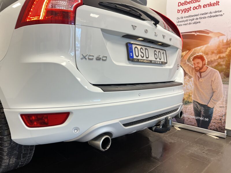 Volvo XC60 D4 AWD Geartronic R-Design 163hk|Pano|Navi|Adaptiv|Drag