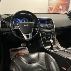 Volvo XC60 D4 AWD Geartronic R-Design 163hk|Pano|Navi|Adaptiv|Drag