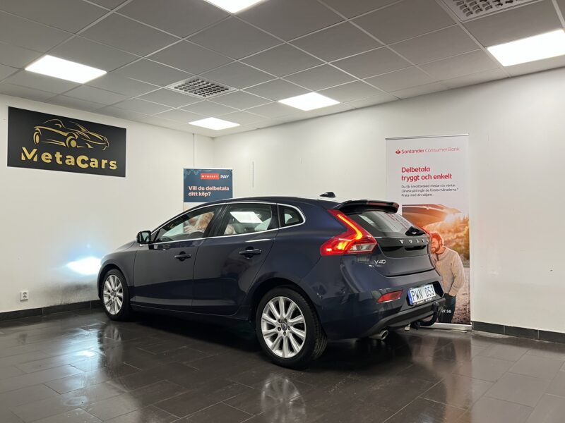 Volvo V40 D3 Summum 150hk|Navi|B-kamera|Skinn|Drag|1 Ägare