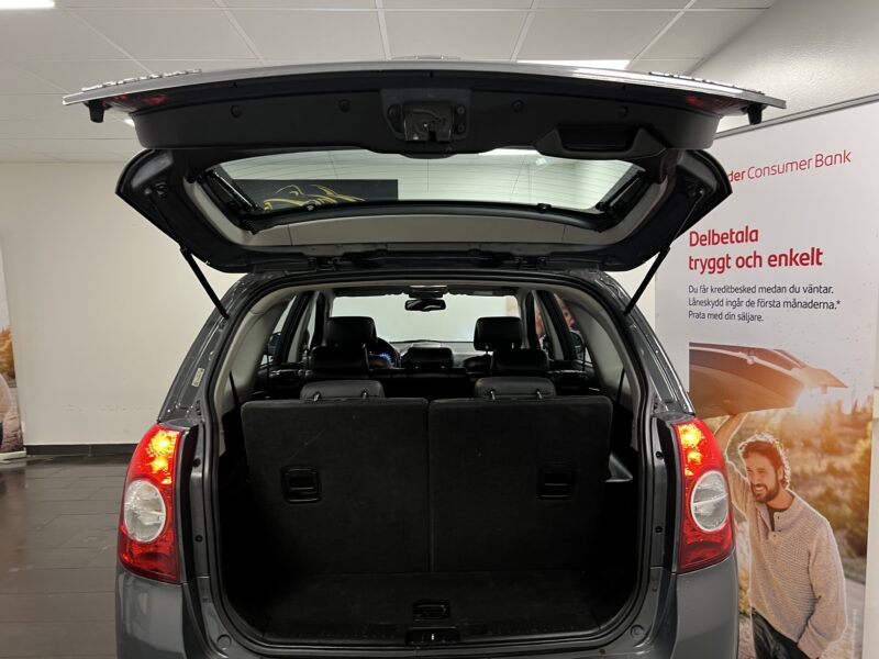 Chevrolet Captiva 2.4 167hk|7-Sits|P-sensor|Nyserv|Nybesiktad
