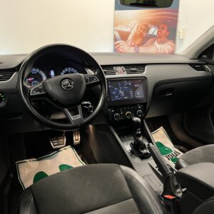 Skoda Octavia Scout 2.0 TDI SCR 4x4 Premium 150hk|Navi|Kamera|Drag|1Ägare