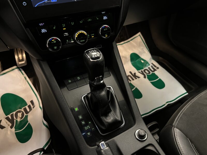 Skoda Octavia Scout 2.0 TDI SCR 4x4 Premium 150hk|Navi|Kamera|Drag|1Ägare