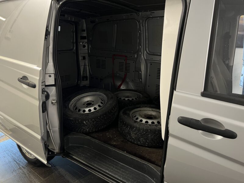 Mercedes-Benz Vito 113 CDI 3.0t 136hk|SoV|Nyservad|Dragkrok