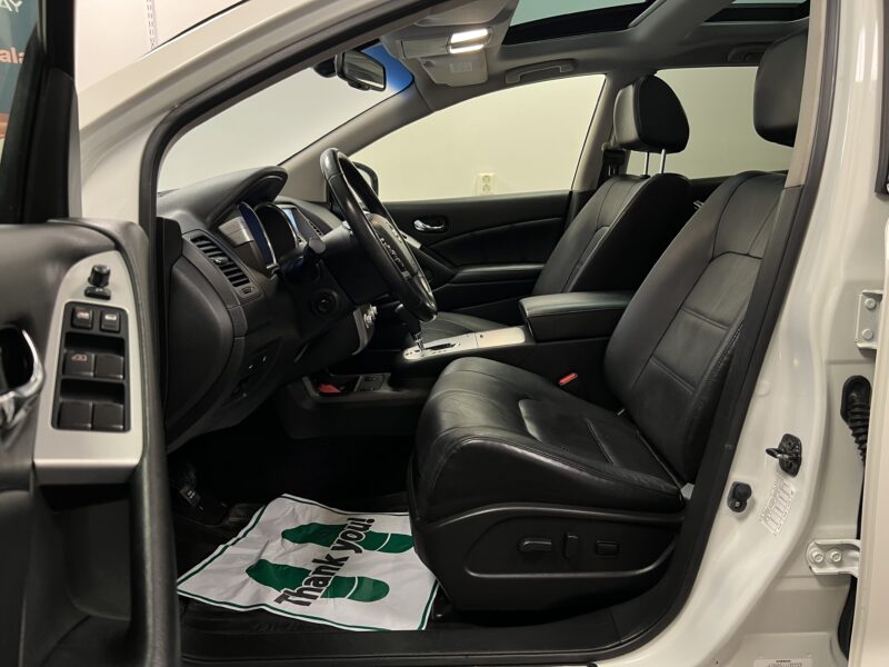 Nissan Murano 2.5 dCi 4x4 190hk|Navi|Kamera|Pano|Nyserv|1Ägare|Skinn
