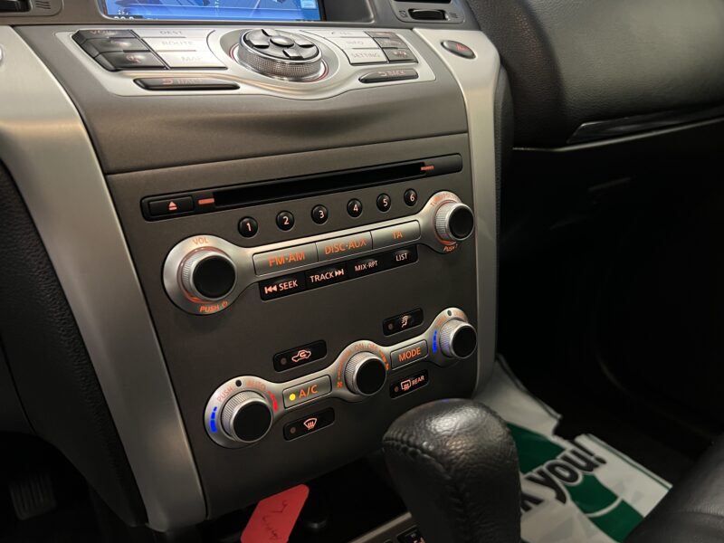 Nissan Murano 2.5 dCi 4x4 190hk|Navi|Kamera|Pano|Nyserv|1Ägare|Skinn