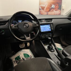 Skoda Octavia Scout 2.0 TDI 4x4 Businessline 184hk|Drag|Navi|Värmare