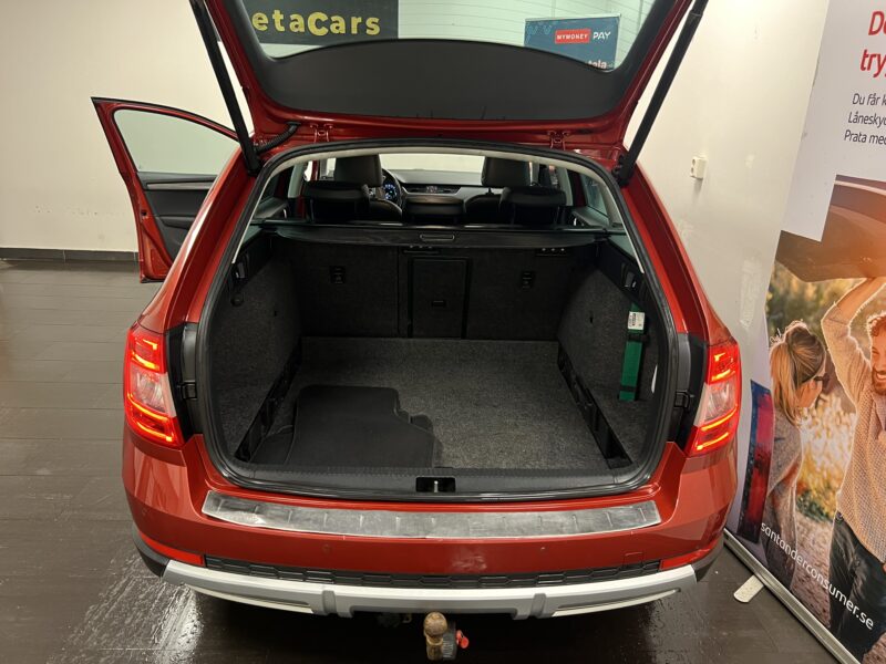 Skoda Octavia Scout 2.0 TDI 4x4 Businessline 184hk|Drag|Navi|Värmare